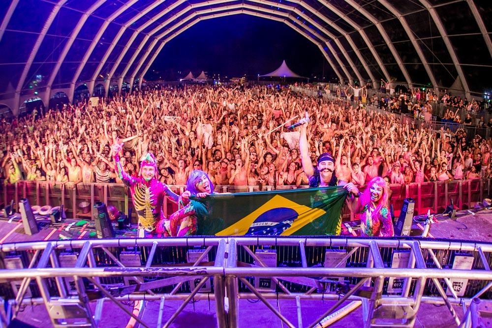 During the peak of the revelry, the Rio Music Carnival 2020 takes place at Marina da Glória, an electronic music festival that this year will bring a new format, with three days of duration, from February 23rd to 25th.