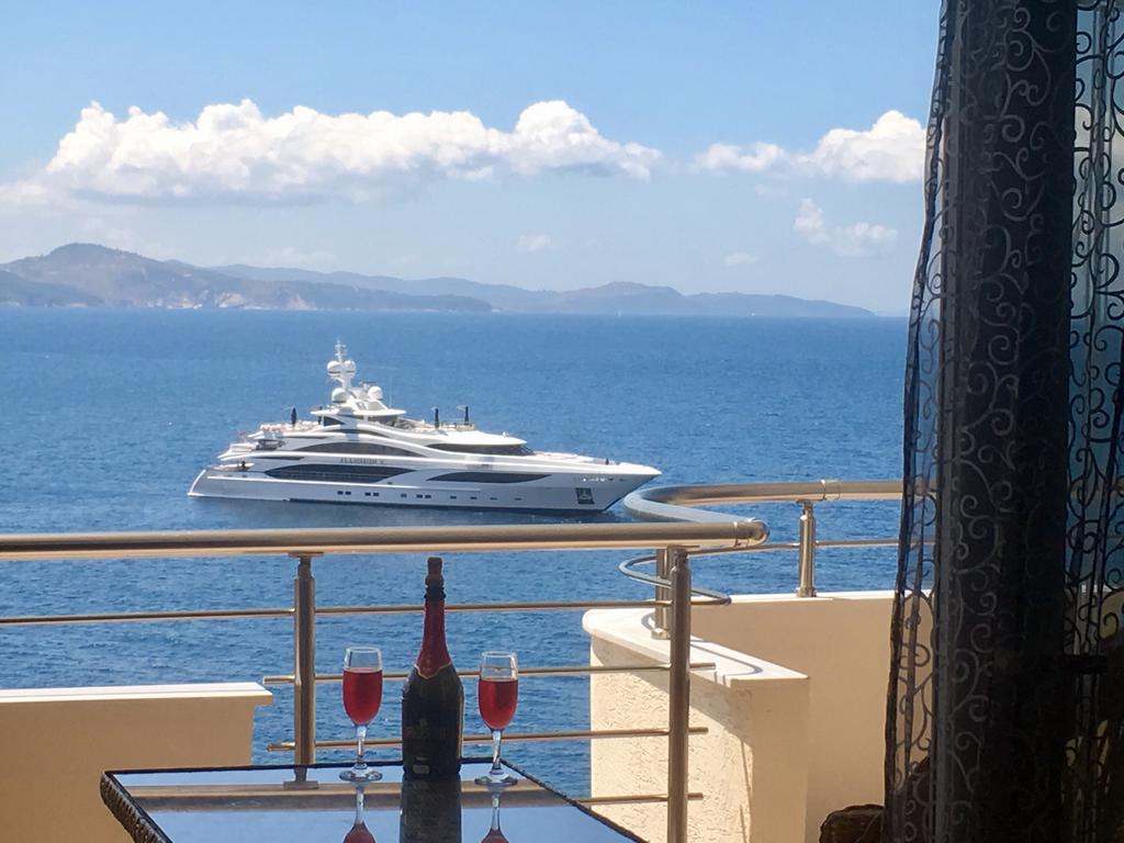 To better understand the prices of luxury items around the world, the Julius Baer Group, a Swiss bank, conducts an annual survey examining in detail how much it costs to live luxuriously in several cities on the planet.
