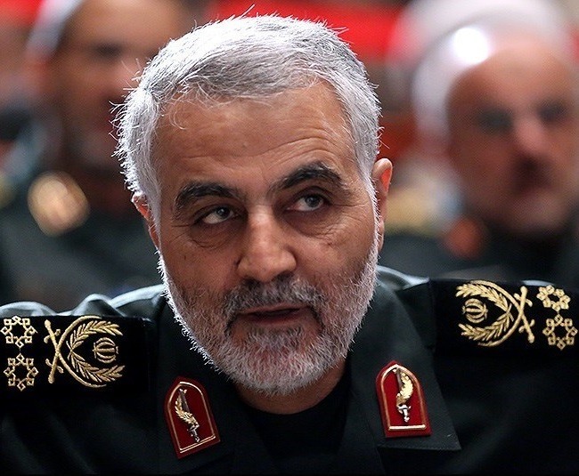 While the American used words to avoid an escalation in the conflict, which changed levels with the decision of the White House to kill the Iranian general Quasem Soleimani in Iraq, Bolsonaro said that Brazil must repudiate terrorism