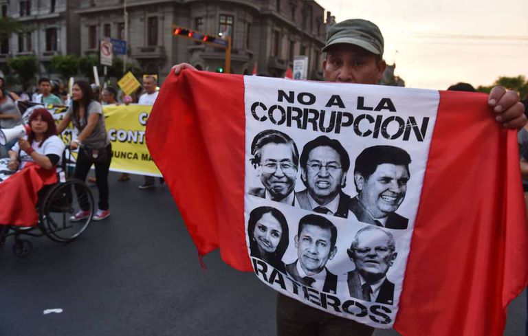 Over the years, Odebrecht has bribed politicians and officials with figures amounting to US$785 million (R$3.1 billion) in numerous Latin American countries, in order to obtain public construction contracts.