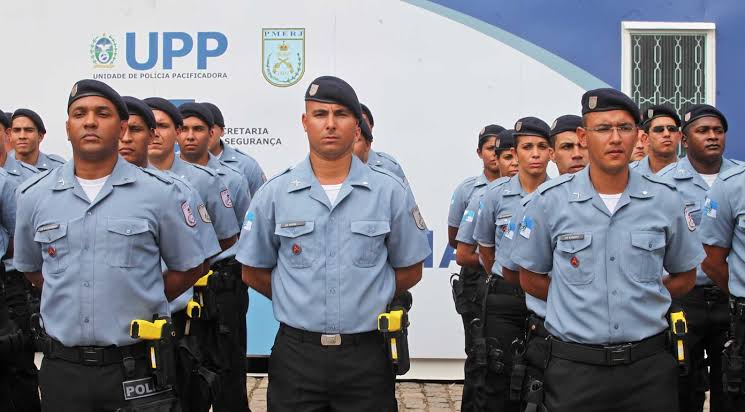 Wilson Witzel wants to show off with security measures in favelas and thus mobilise his voters in Rio de Janeiro. He wants the help of the 