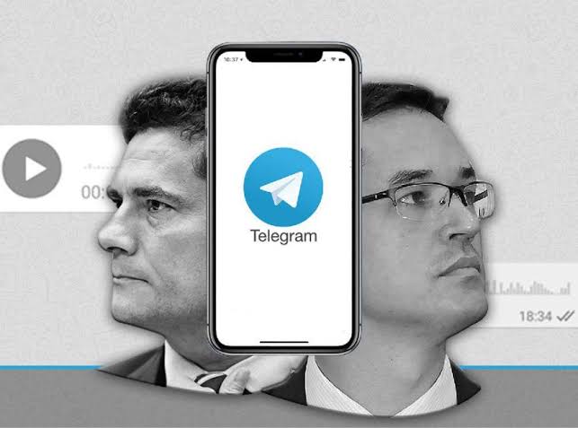 The telegram communication between chief prosecutor Dallagnol and the then judge Moro and other colleagues, which has been published in stages since the beginning of June 2019, shows that Moro and Dallagnol abused their offices and, under the pretext of fighting corruption, often violated the rule of law in order to promote a change of government.
