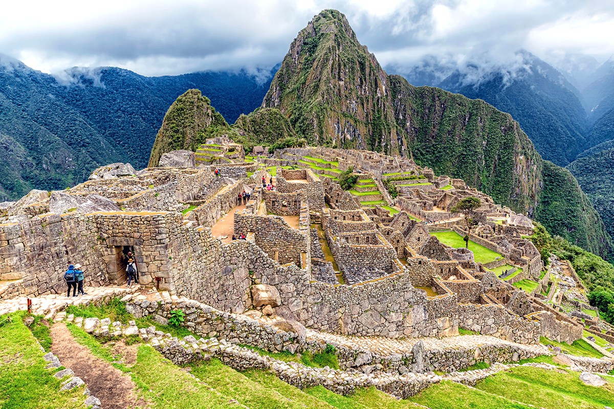 The arrested tourists were in restricted areas and damaged the famous Temple of the Sun, built with granite blocks about six centuries ago.