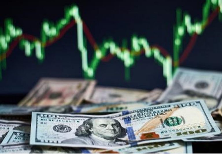 Dollar Sets New Record High Against Real; Stock Market Rebounds