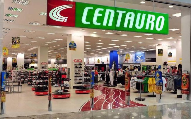 The SBF Group, owner of the sportswear retailer Centauro, has bought the Nike operation in Brazil. With the purchase, the retailer becomes the exclusive distributor of Nike products in the online and physical retail in the country for a period of ten years.