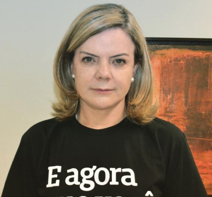 he Workers' Party (PT) President Gleisi Hoffmann posted on her Twitter that protests "for democracy and the rights of the people" will be promoted as a way to counter what she classified as "an authoritarian escalation of the Bolsonaro government".