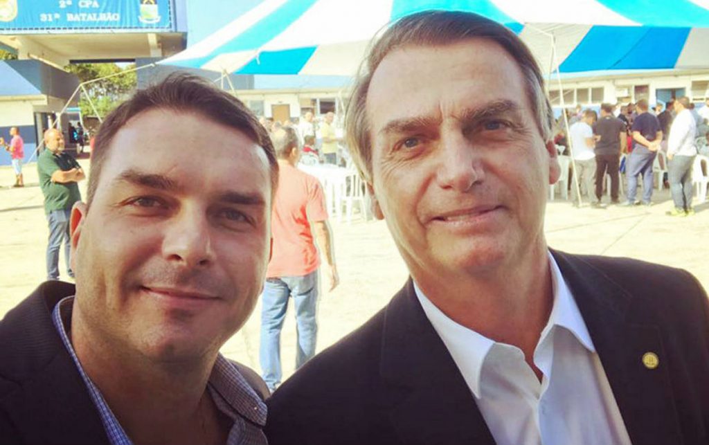 Although the current narrative strives to portray it as the most interested in the outcome of investigations into the police operation in Bahia, the Bolsonaro family remains in the eye of the hurricane triggered by Nóbrega's death.