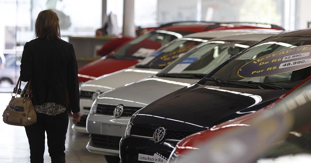 Light vehicles, which add up the car and light commercial segments, represent over 90 percent of the market.