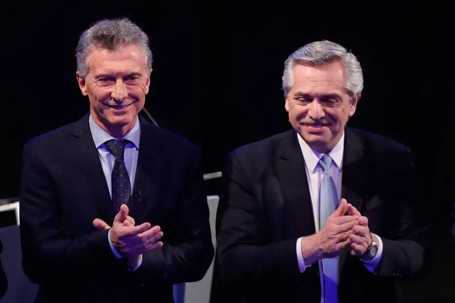 Former Argentine President Mauricio Macri (left) and current Argentine President Alberto Fernández (right).