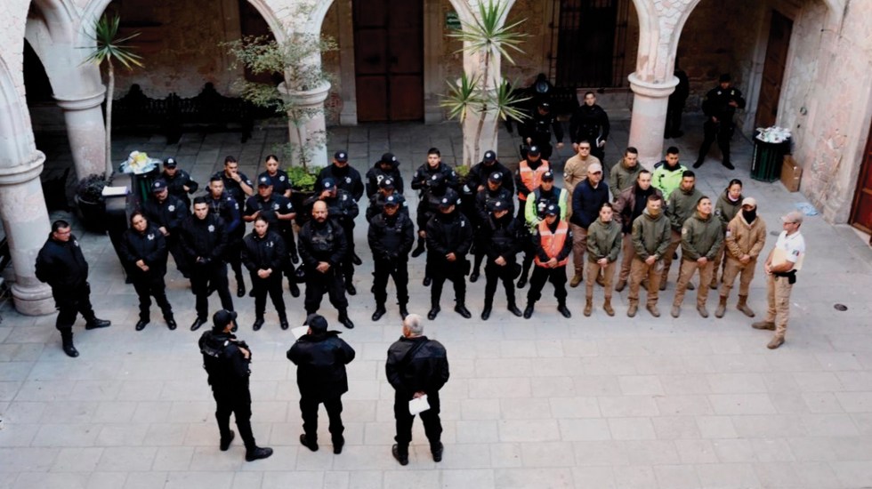 The 160 police officers from San Juan de los Lagos will be stationed at the Security Secretariat's Academy while the investigations are conducted.