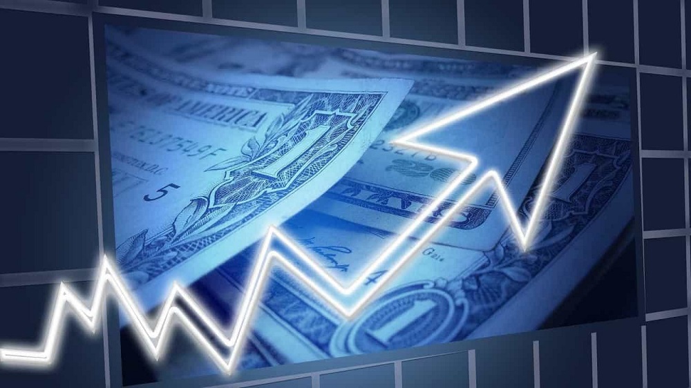 Dollar Closes Over R$5 for First Time in History