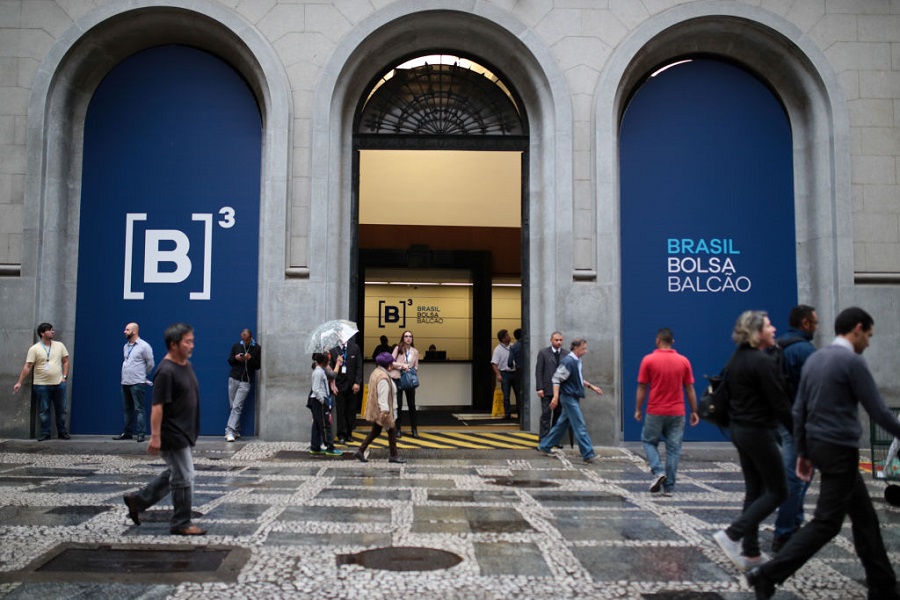 IBOVESPA Cuts Losses to 12 Percent and Pulls Away From Second Halt