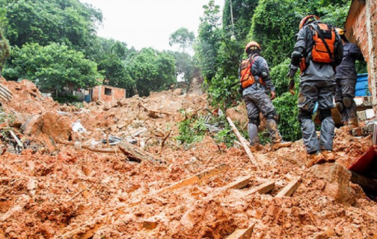 Fatalities Reach 27 in Santos Metropolitan Area; Search Operations Continue