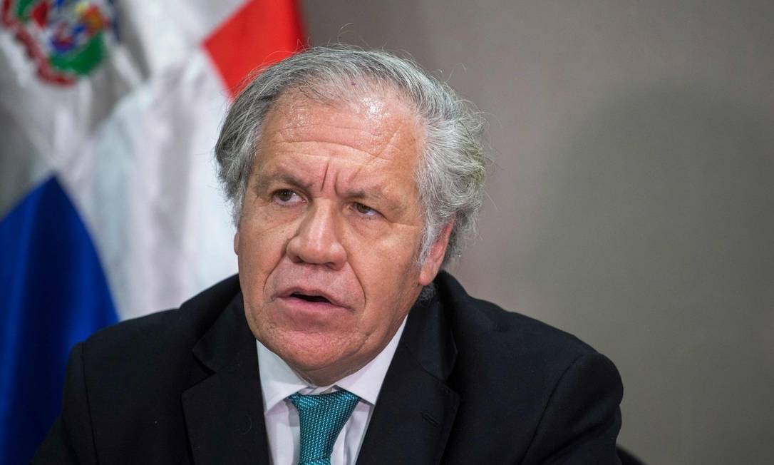 Almagro garnered 23 votes, while his rival candidate María Fernanda Espinosa obtained only ten votes. A majority required 18 votes. As a result, the OAS decided by majority vote in favor of an expectable continuity of Almagro's controversial policy.