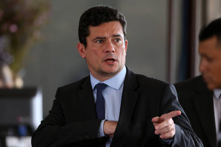 Justice and Public Safety Minister Sérgio Moro announced on his Twitter that 612 properties confiscated from drug trafficking 'will soon' go up for auction.