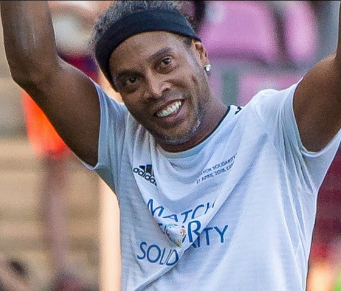 Investigators from Paraguay's National Anti-Corruption Secretariat have been assigned to determine the potential involvement of officials and servants from the country's Ministry of the Interior in granting tampered documents to former soccer player Ronaldinho Gaúcho