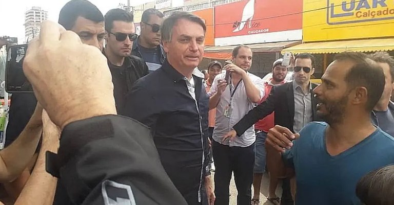 The post is from one of the videos of the President's stroll through the Federal District on Sunday, which led to crowding and countering his own Minister of Health.