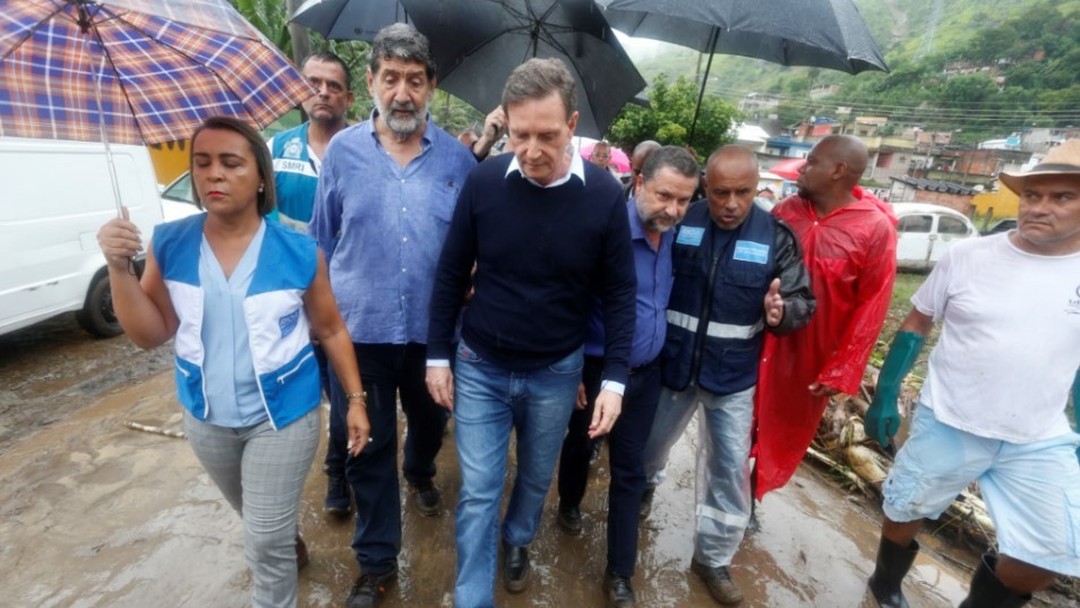 Crivella visited the site to check the damage caused by the rainfall that has been affecting the city since last Saturday night, February 29th.