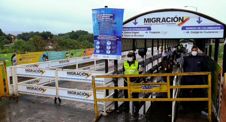 Colombia Closes Border with Venezuela to Contain Coronavirus