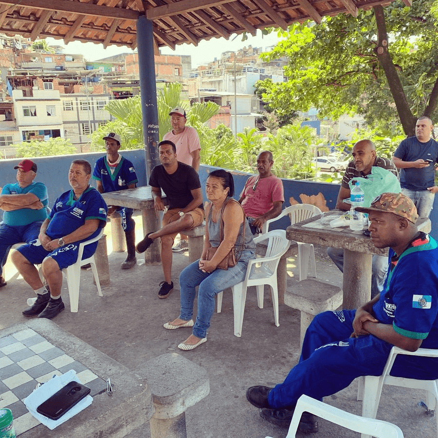 Residents and activists meet with CEDAE in Complexo do Photo - Twitter, Raull Santiago