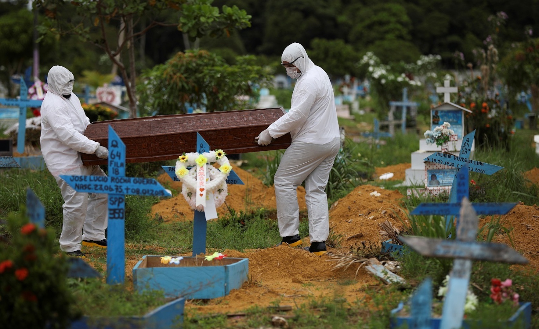 Brazil, Amazonas,Funerary system is also collapsing according to Manaus mayor.