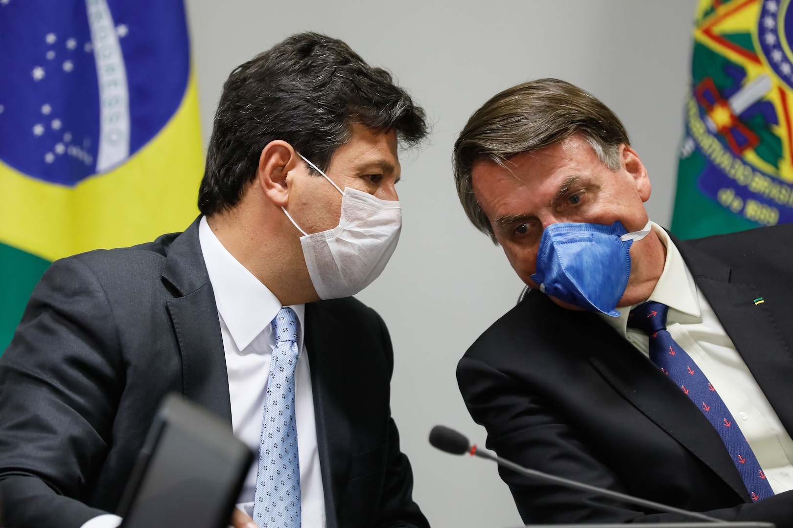 Brazil,President Jair Bolsonaro and former Health Minister, Henrique Mandetta, at the beginning of the pandemic.