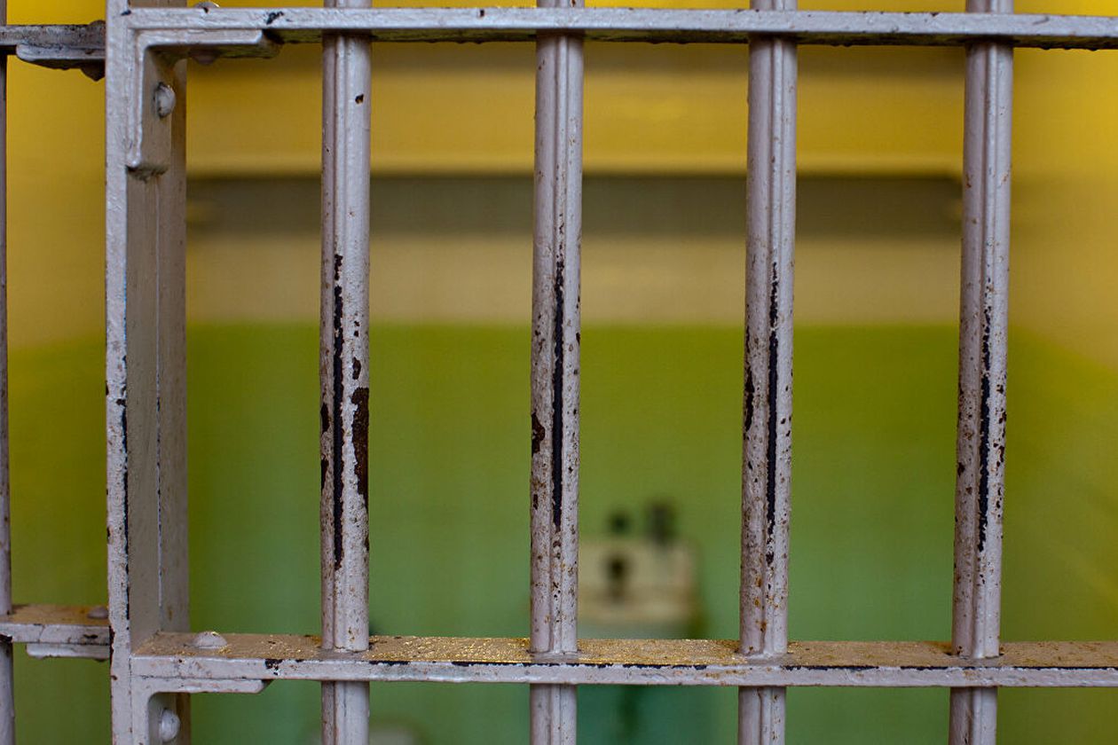 There are hardly any prisons where measures to protect the detainees are sufficient. Overcrowding is up to 500 percent, which makes it impossible to "keep a distance" between prisoners.