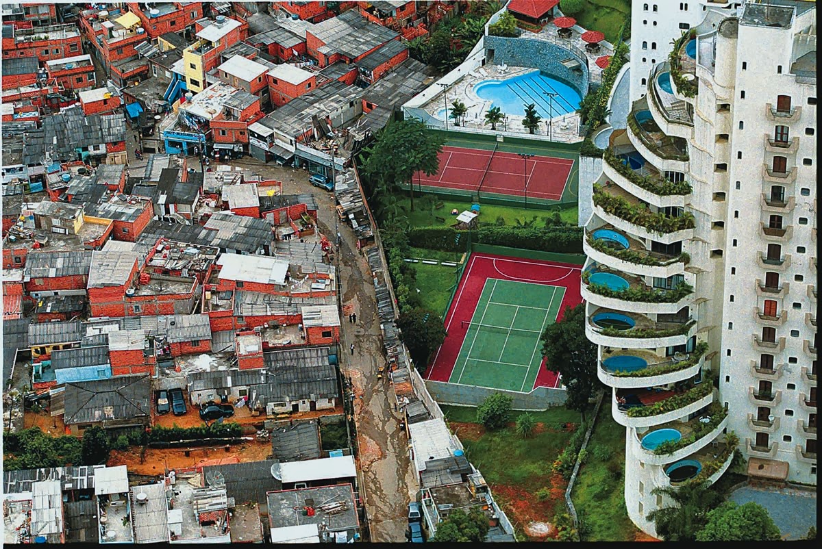 According to ECLAC, Latin America and the Caribbean is the region with the most extreme inequality, even ahead of sub-Saharan Africa.