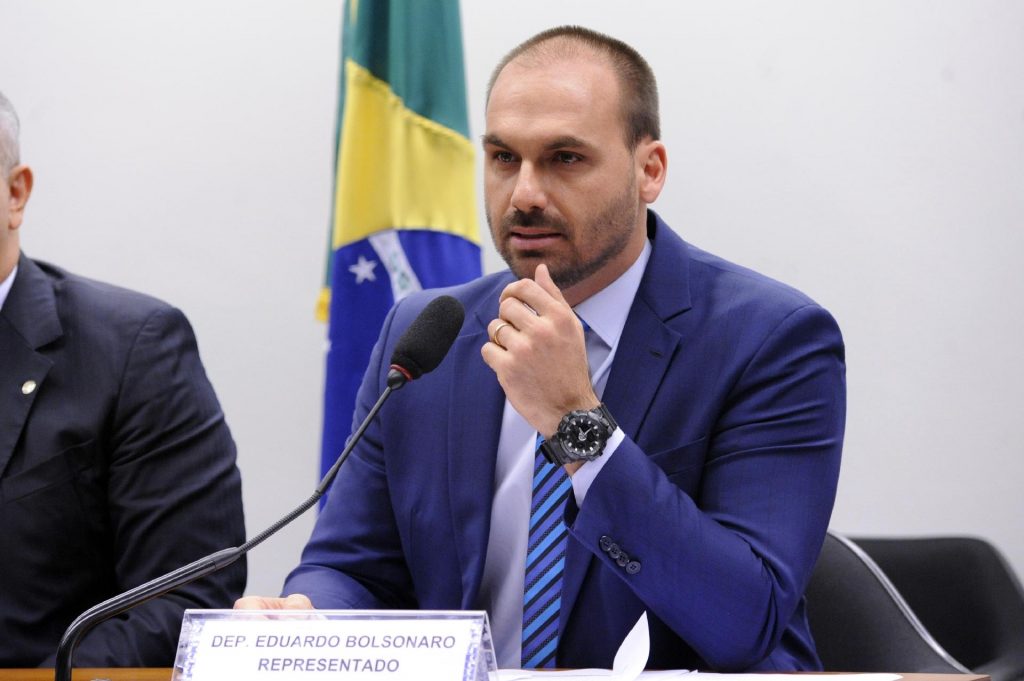 Deputy Eduardo Bolsonaro, son of President Jair Bolsonaro sparked off a loud clash when he shared a comment on social media on March 18th blaming China for the spread of the coronavirus.