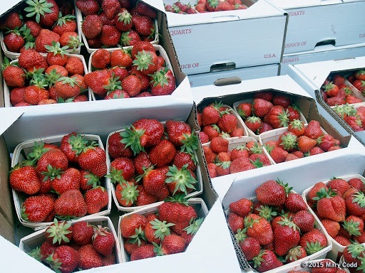 Usman Saleh, a trader in Abuja's Wuse market, had just received two trucks of fresh strawberries worth US$5,100 when he learned the government would close all businesses. The fruit is likely to be lost, he said, and the loss could end up ruining his business.