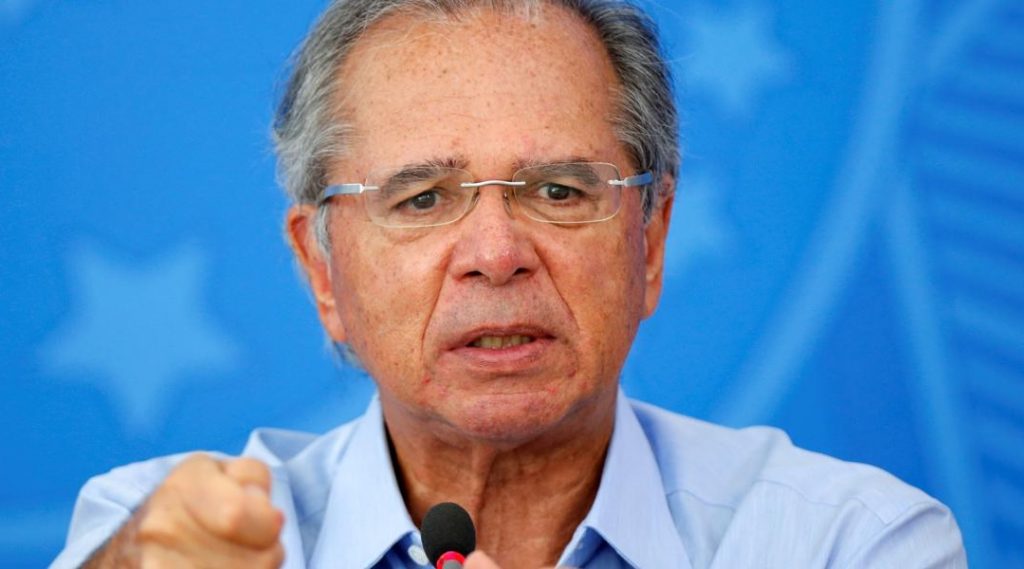 Brazil is officially coming out of the recession, Minister of Economy Paulo Guedes said yesterday, November 13th, at the 39th Foreign Trade National Meeting (ENAEX). "Today we received the news that Brazil is officially coming out of the recession," Guedes said.