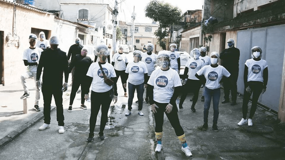 Community-group-Frente-CDD-prepares-to-distribute-food-parcels.-A-police-operation-would-cut-their-efforts-short.-Photo-Facebook