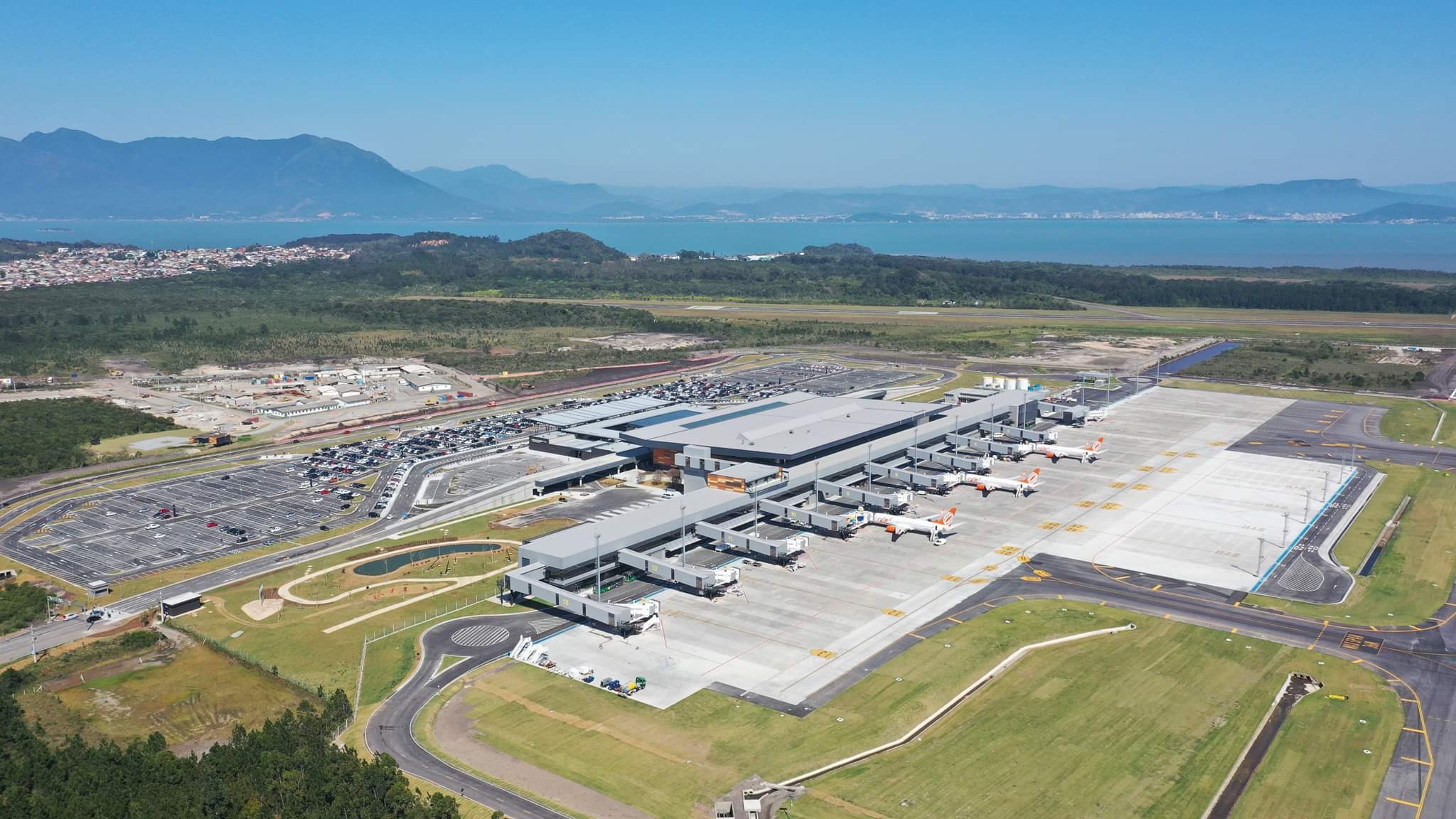 The Minister of Infrastructure, Tarcísio de Freitas, reiterated that Brazil will succeed in auctioning off 43 airport concessions early next year, despite the sector's shutdown caused by the Covid-19 crisis in the country and said on Monday that the decision-making bodies, including the Federal Court of Auditors of Brazil (TCU), are united for the progress of the privatization program.