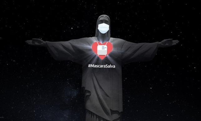 From 7 to 10 PM, Christ will be "masked", showing the hashtag #MascaraSalva (#MasksSave). (Photo Internet Reproduction)
