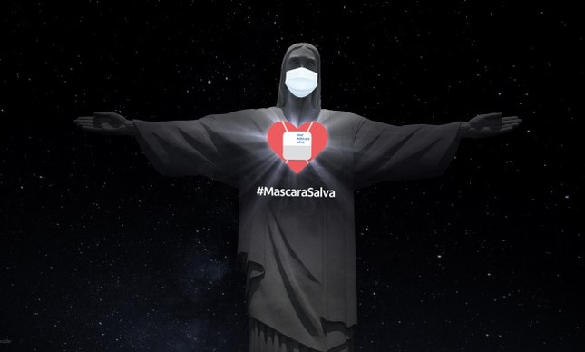 From 7 to 10 PM, Christ will be "masked", showing the hashtag #MascaraSalva (#MasksSave). (Photo Internet Reproduction)