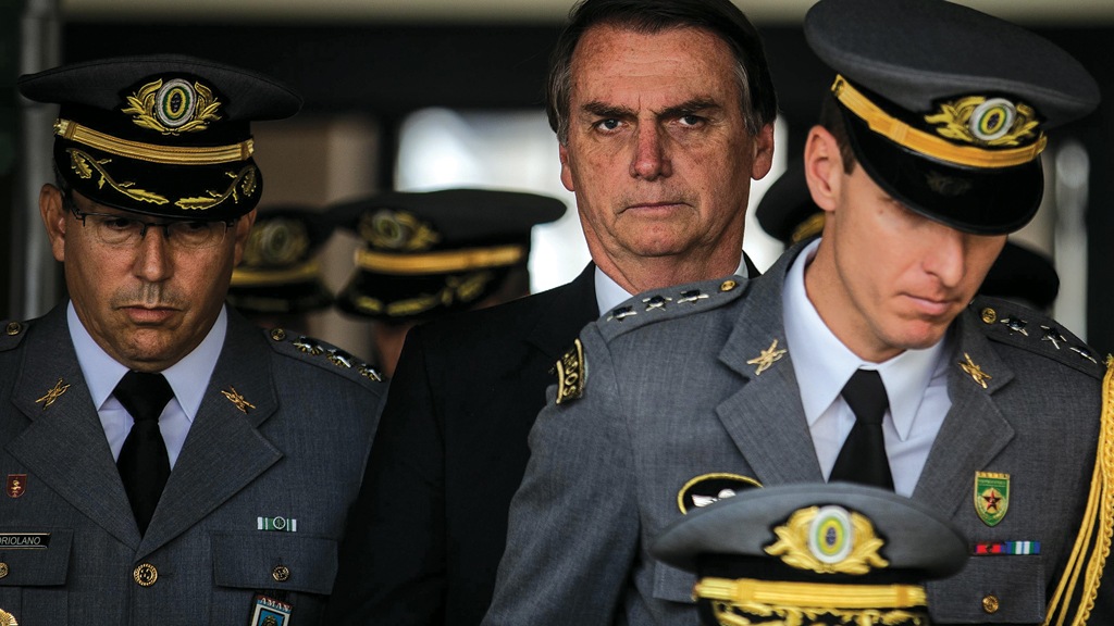 President Jair Bolsonaro will increase the presence of military officials in key positions in the second and third echelons to mitigate the admission of political nominees from the so-called Centrão (a congressional bloc of center and center-right parties).