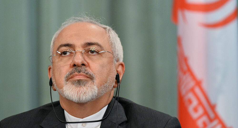 The head of Iranian diplomacy, Mohamad Yavad Zarif, held the US administration accountable for the "consequences of any illegal action" and reiterated "Iran's right to take appropriate and necessary measures against threats".