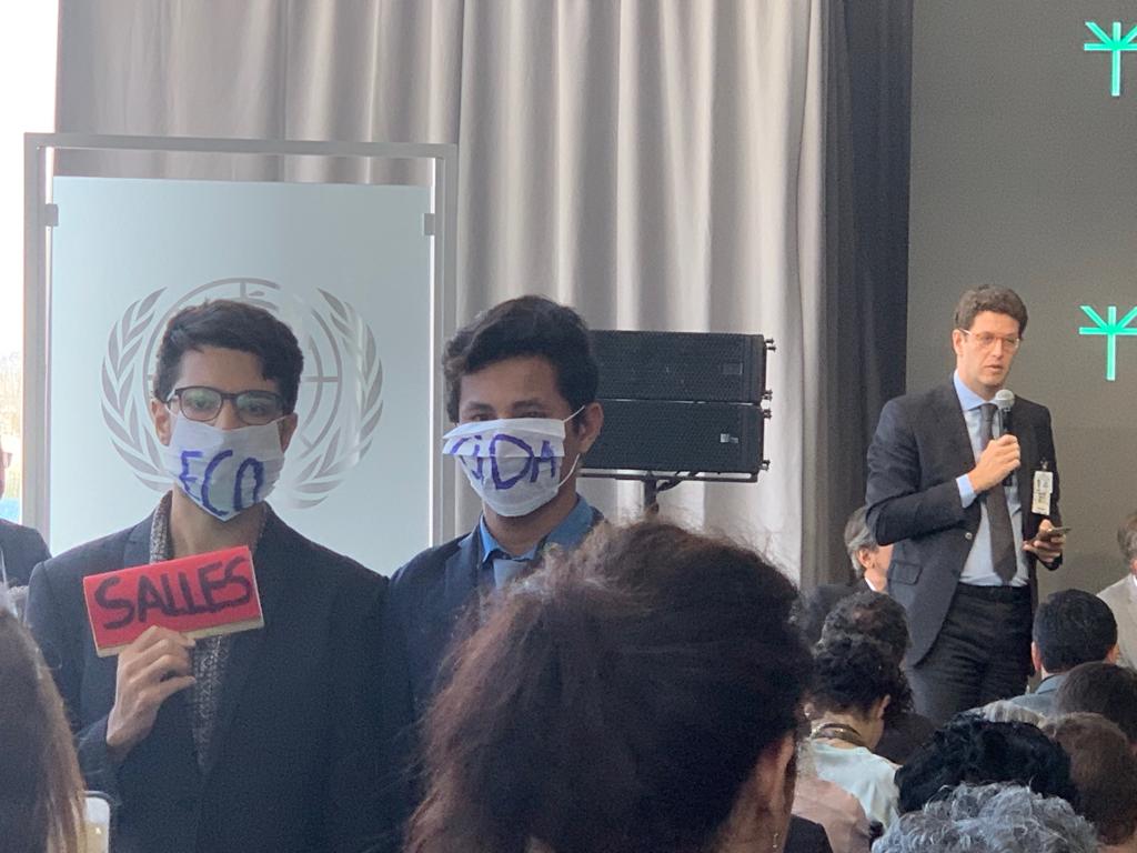 The Minister of the Environment Ricardo Salles' suggestion that the government use the media's focus on the Covid-19 epidemic to introduce changes and "simplify" environmental standards in the country has sparked criticism among environmentalists in Brazil and abroad.