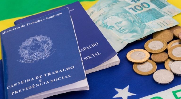 Brazilians Worked Until May 30th to Pay Taxes