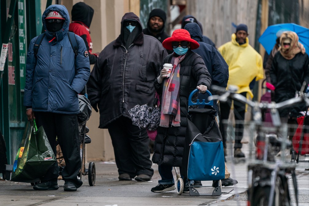 Officially recorded cases in the USA have exceeded the one million mark, which represents about one-third of all people infected worldwide.