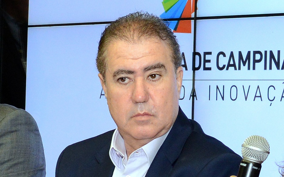 The mayor of Campinas, Jonas Donizette, is his uncle.