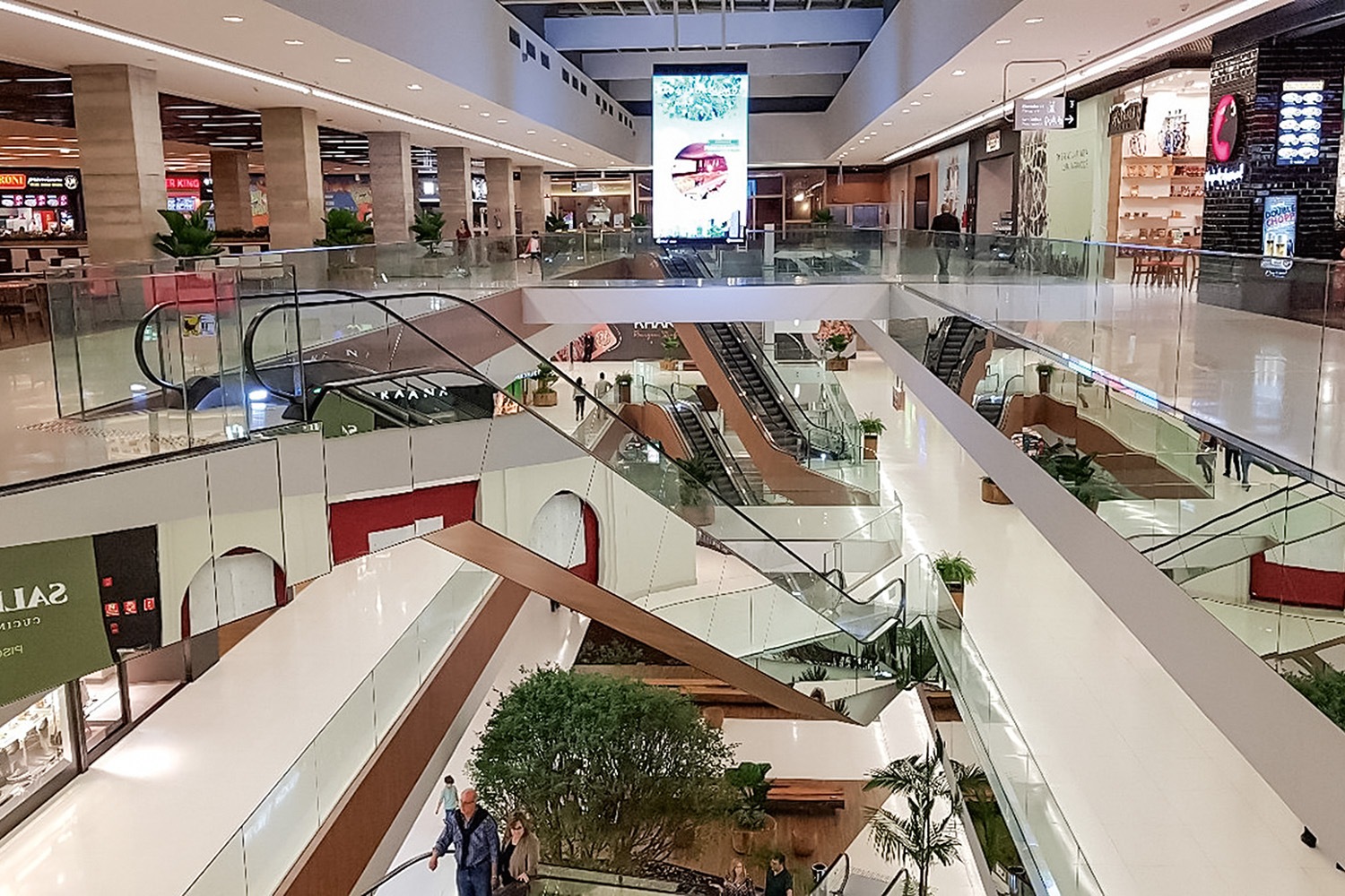 According to reports from storeowners in different regions of Brazil, average sales have been up to 80 percent below normal.