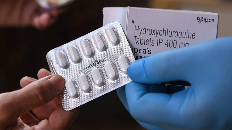 Bolsonaro Celebrates Chloroquine “Return”, Drug Now Given to Asymptomatic Patients