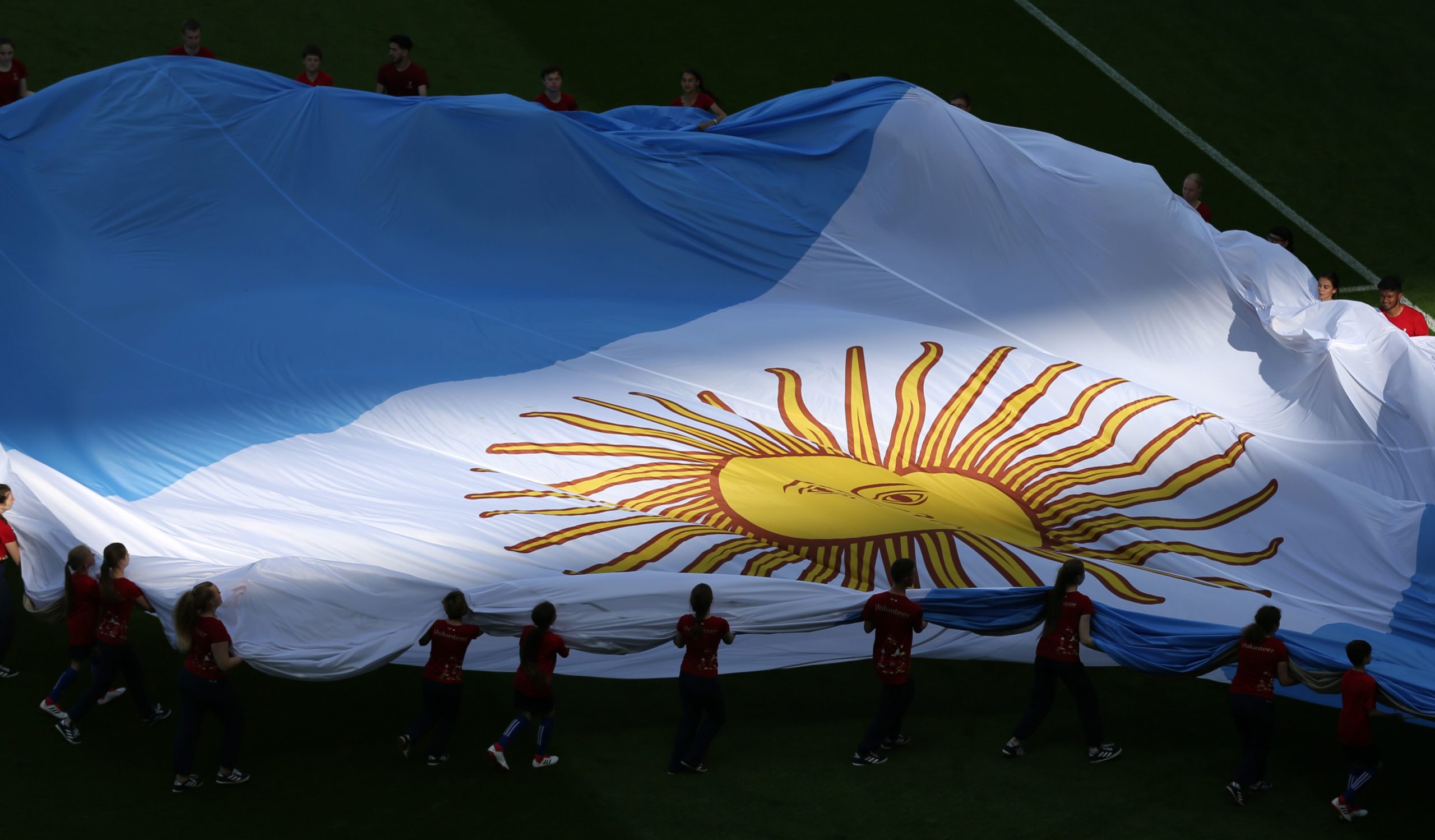 The negotiation between Argentina and its creditors seems endless. When the first deadline to reach an agreement expired on May 8th, a deferment to May 22nd was decided. This was then extended, with the country already in default, until June 2nd.