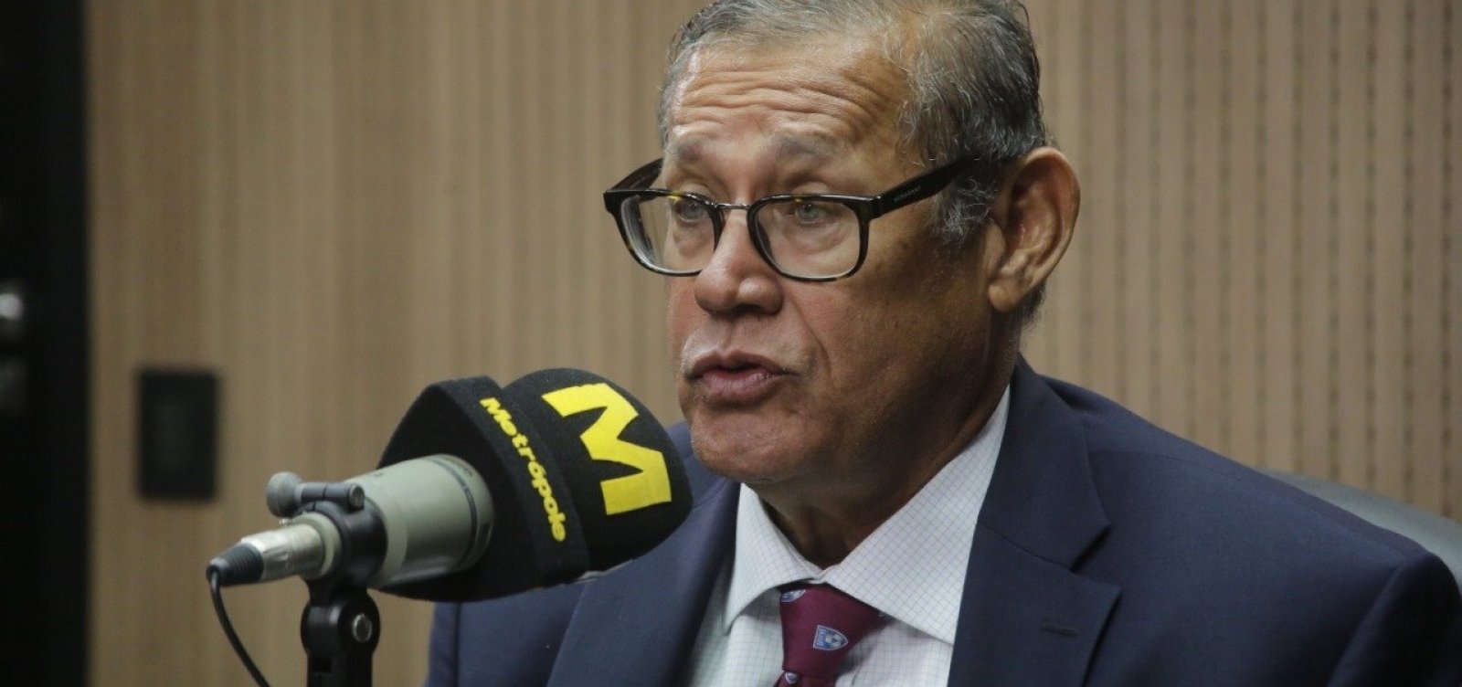 The director of the largest reference center in the treatment of coronavirus in the State of Bahia, infectologist Roberto Badaró said yesterday that 40 percent of deaths recorded at the Espanhol Hospital as Covid-19 are caused by other diseases.
