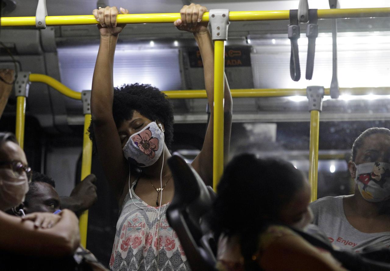 Rio currently counts 5,875 deaths and 50,922 confirmed Coronavirus cases.