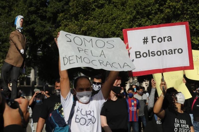 According to Guilherme Boulos, presidential candidate in 2018 for the PSOL and one of the leaders of the MTST, one of the organizers, the protest is the beginning of a path to ban fascism in Brazil.