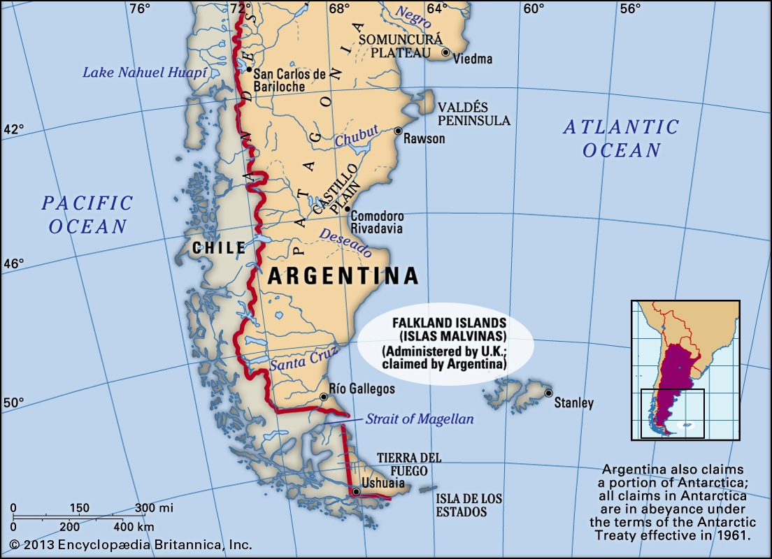 The British Governor of the Falkland Islands Nigel Philipps assured the British government's support and the defense of the islands' sovereignty and their right to self-determination.