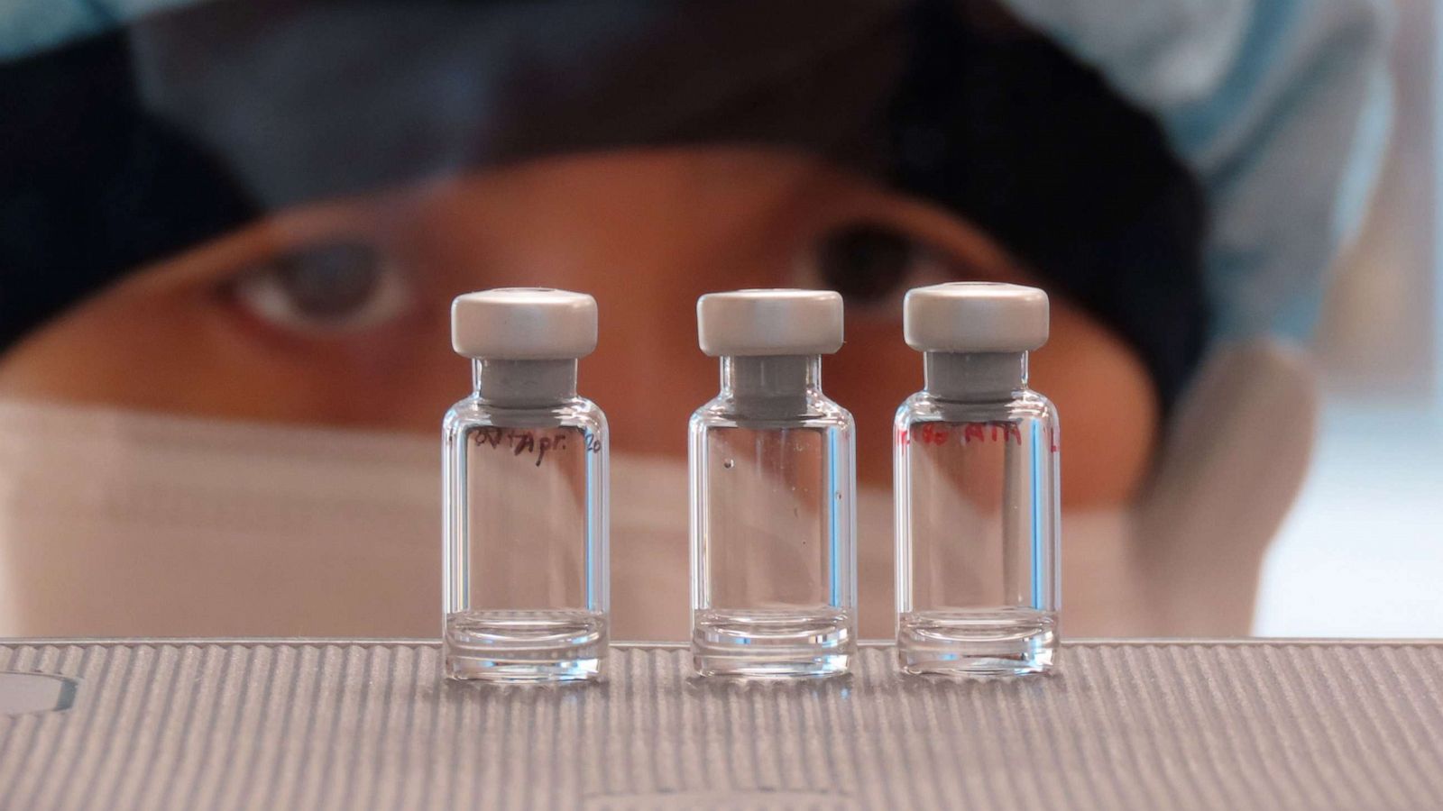 Currently, there are no approved treatments or vaccines for Covid-19, a disease caused by the novel coronavirus that has killed over 440,000 people worldwide. In Brazil there are now over 45,000 victims.