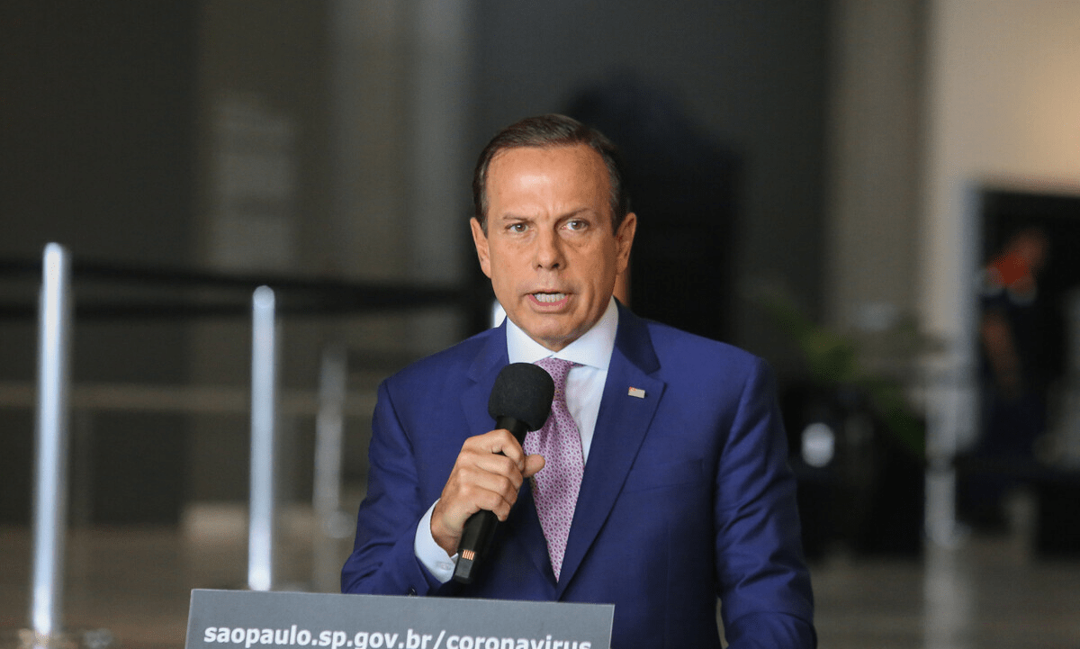 The ex-mayor and current Governor of São Paulo, João Doria, is facing great resistance from the São Paulo electorate. According to a survey conducted by the Paraná Research Institute, Doria's government is rated as great or good by 23.8 percent of São Paulo's citizens and as bad or terrible by 39.8 percent. The disapproval of the Bandeirantes Palace's management stands at 55 percent, while 41.6 percent say they approve of the state administration.